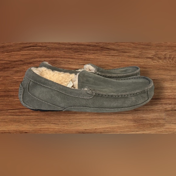 UGG Men's Ascot Slipper SZ 10 - Picture 3 of 9